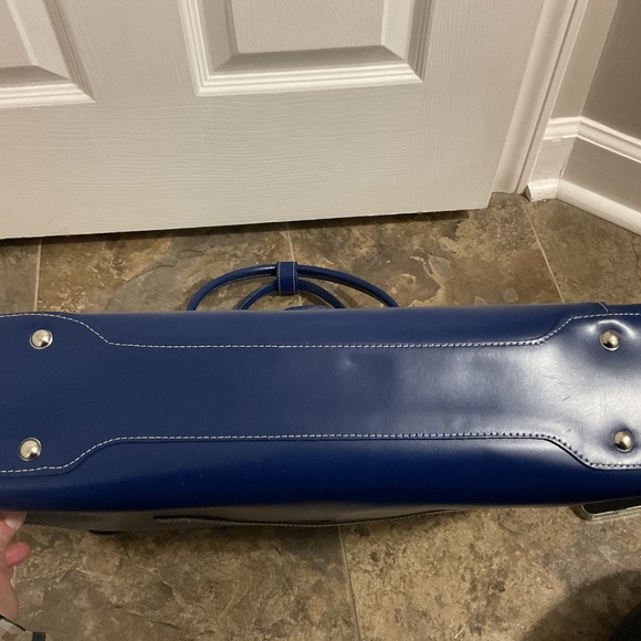 McKlein Winnetka Leather Laptop Briefcase, Navy, Fits 15” Laptop - Picture 7 of 7